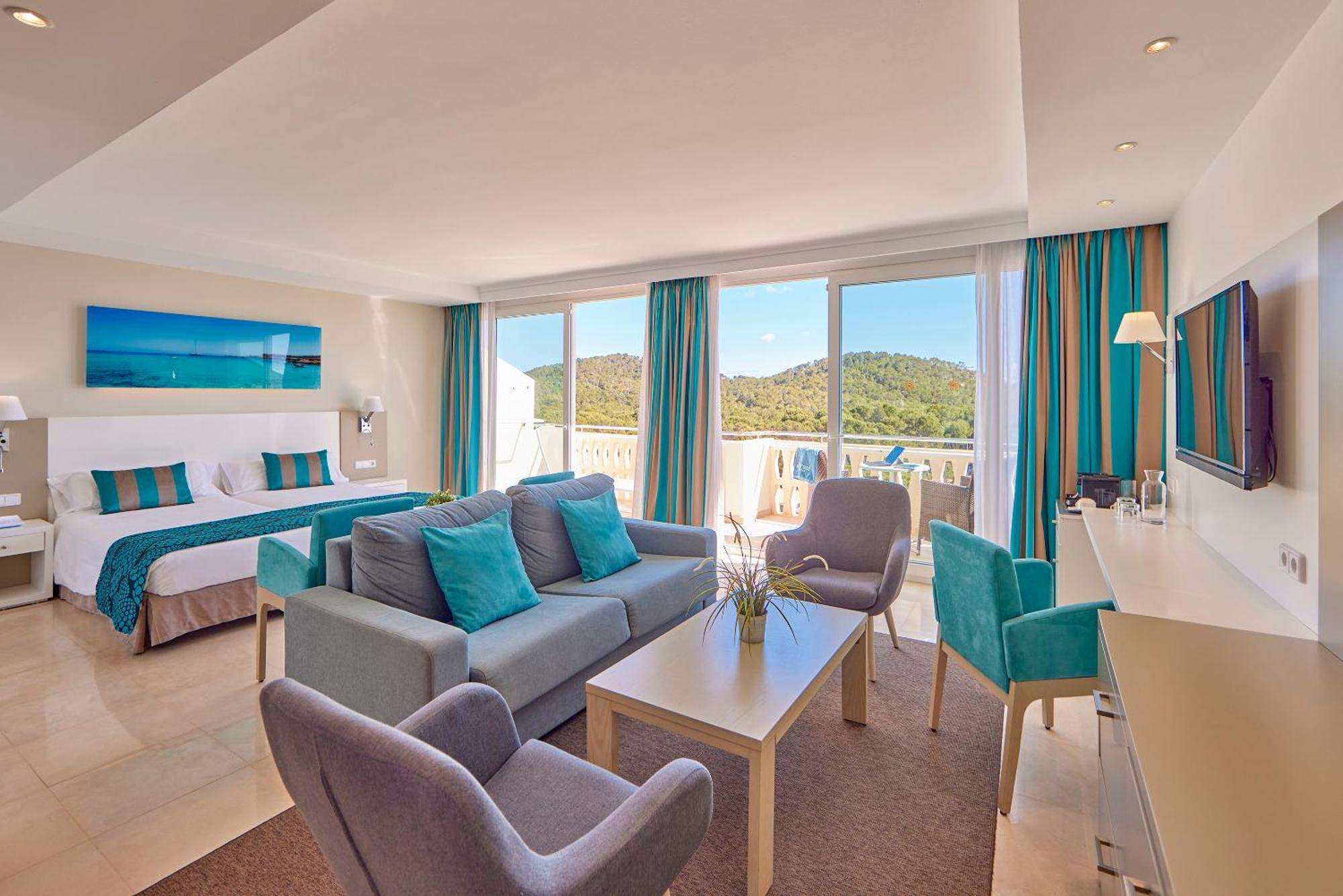 Universal Lido Park & 4* Peguera