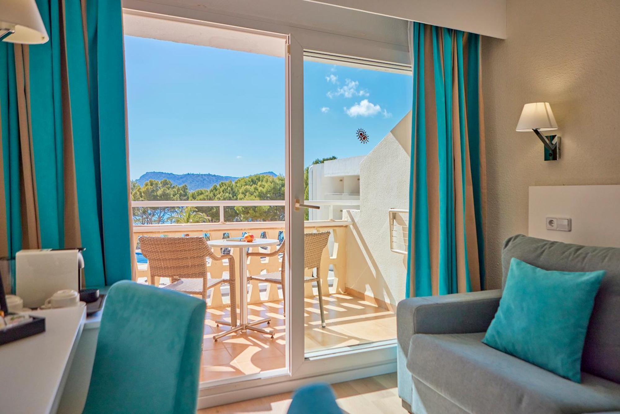 Universal Lido Park & Hotel 4*