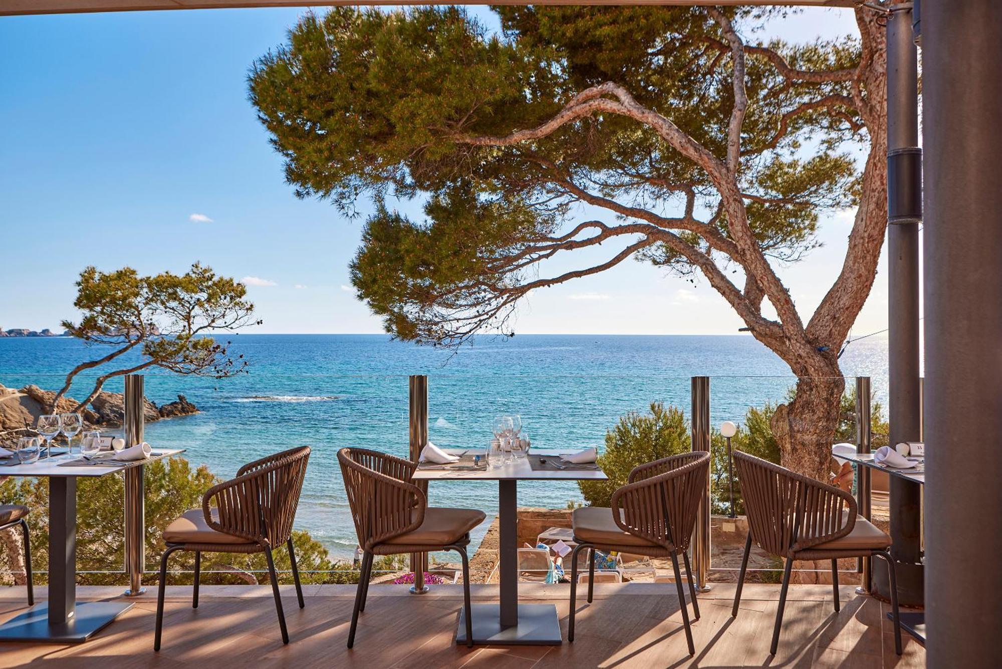 Universal Lido Park & Hotel 4*