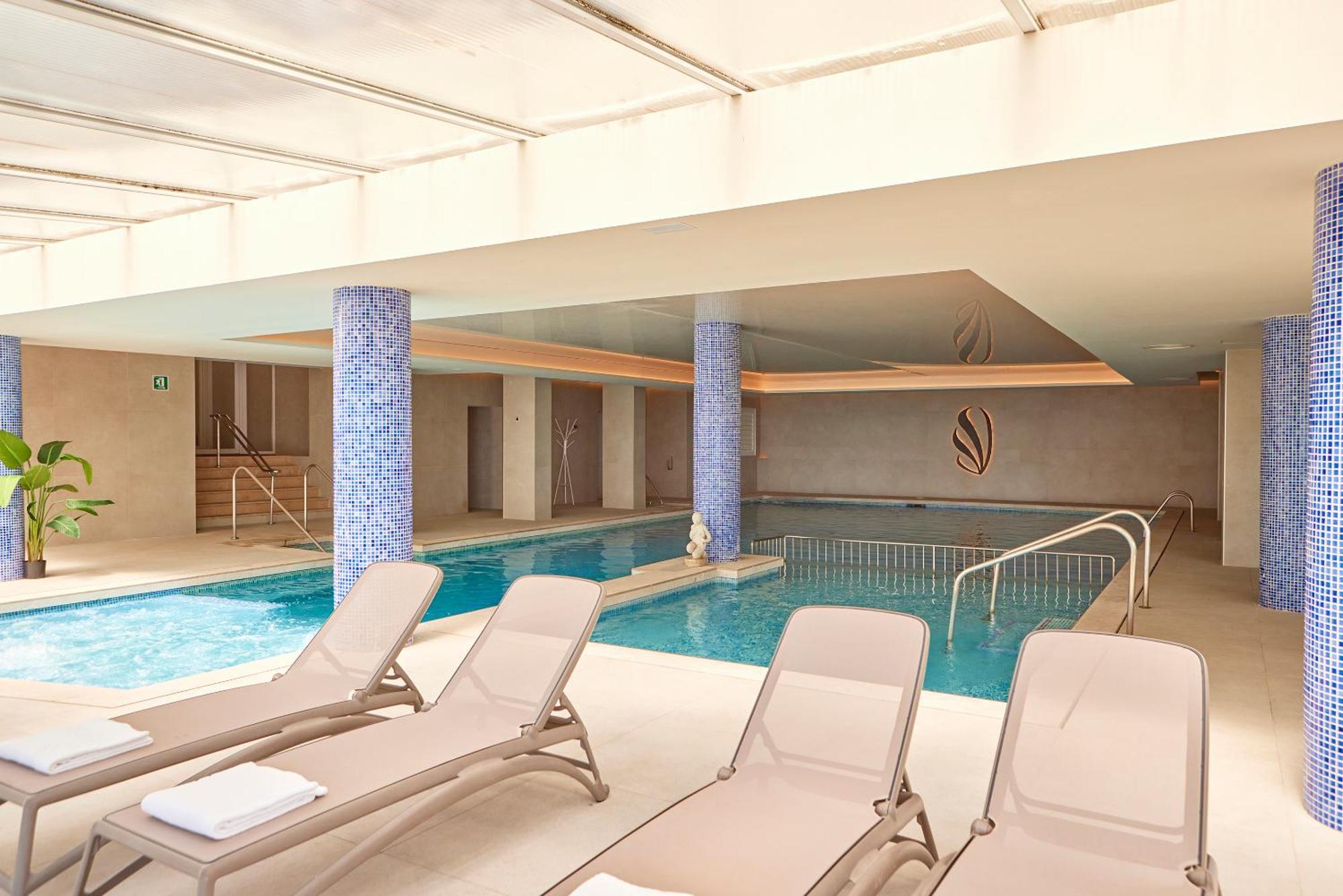 Universal Lido Park & Hotel 4*